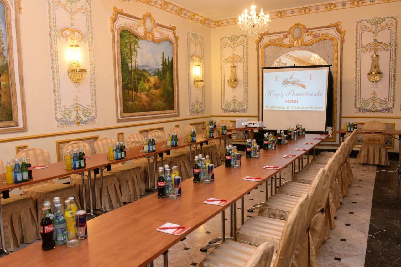 Hotel Ksiaze Poniatowski Lesznowola  Экстерьер фото